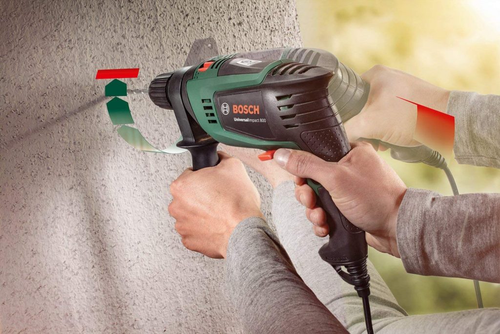 Perceuse à percussion filaire Bosch - UniversalImpact 800 (800W, béton 14mm, bois 30mm, livré avec accessoires)