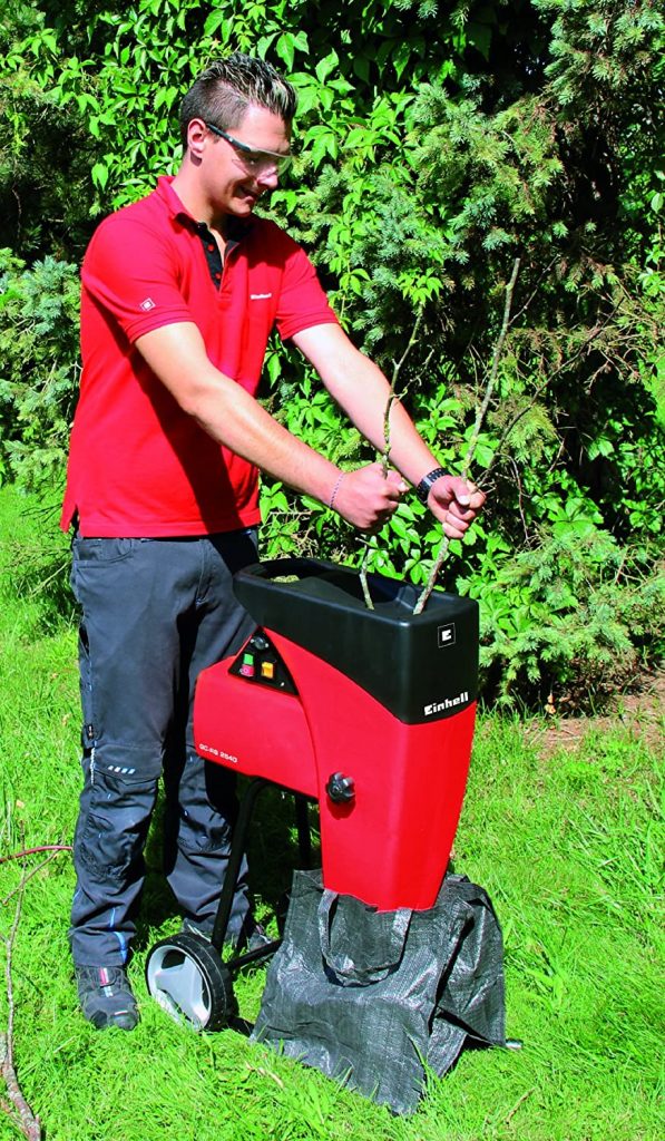 photo broyeur à végétaux Einhell